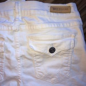 WHITE TRUE RELIGION JEANS